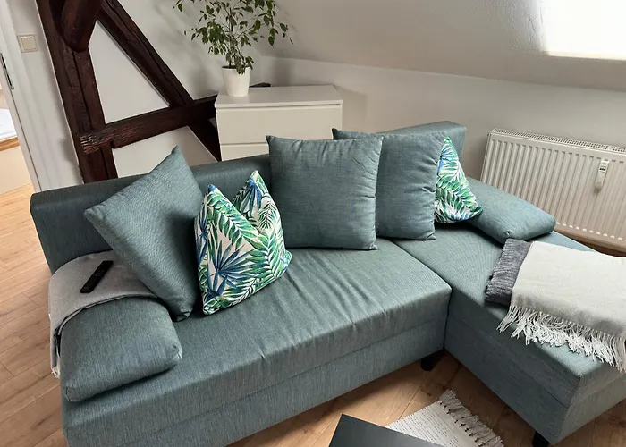 Wohlfuehl-oase In Der Altstadt Mit Wifi, Xl Badewanne, Voll Ausgestatteter Kueche, Hunde Ohne Aufpreis, 17 Min Zur Messe, 3 Min Zum Schloss شقة *